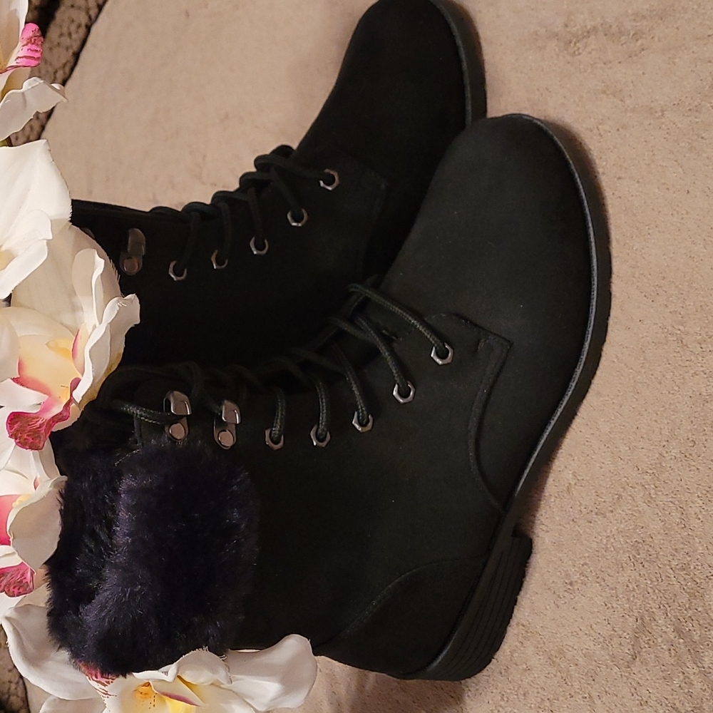 Fur Trim Combat/Hiking Boots - BRAND NEW